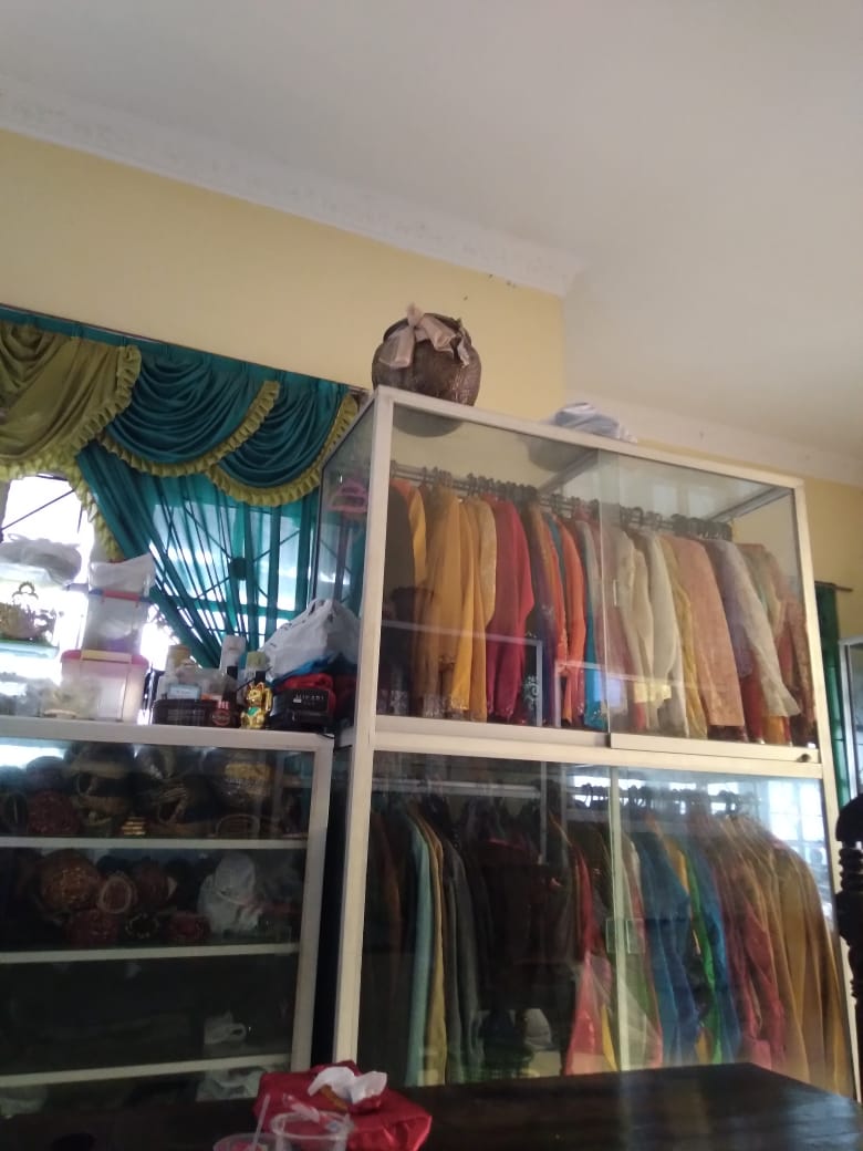 Salon Dhara