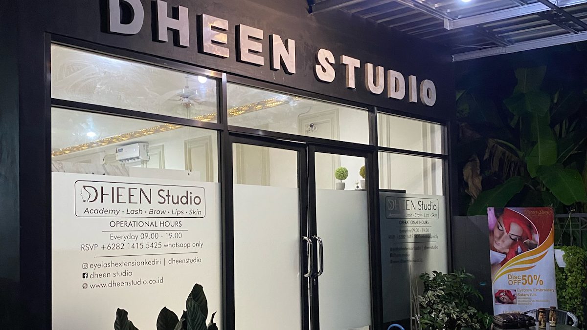 Dheen Studio ( Henna Alis Kediri )