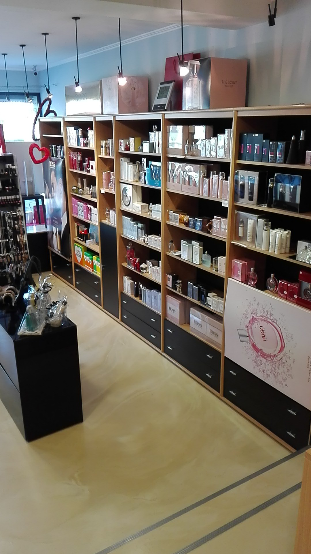 Schoonheidssalon Parfumerie Carola
