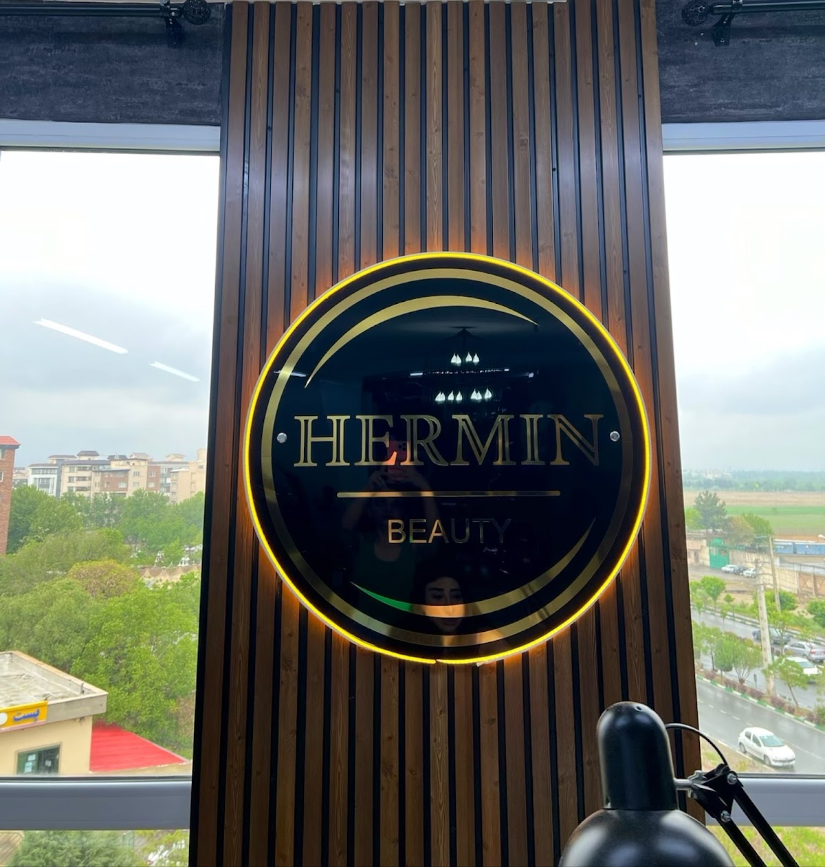 Hermin Beauty Salon
