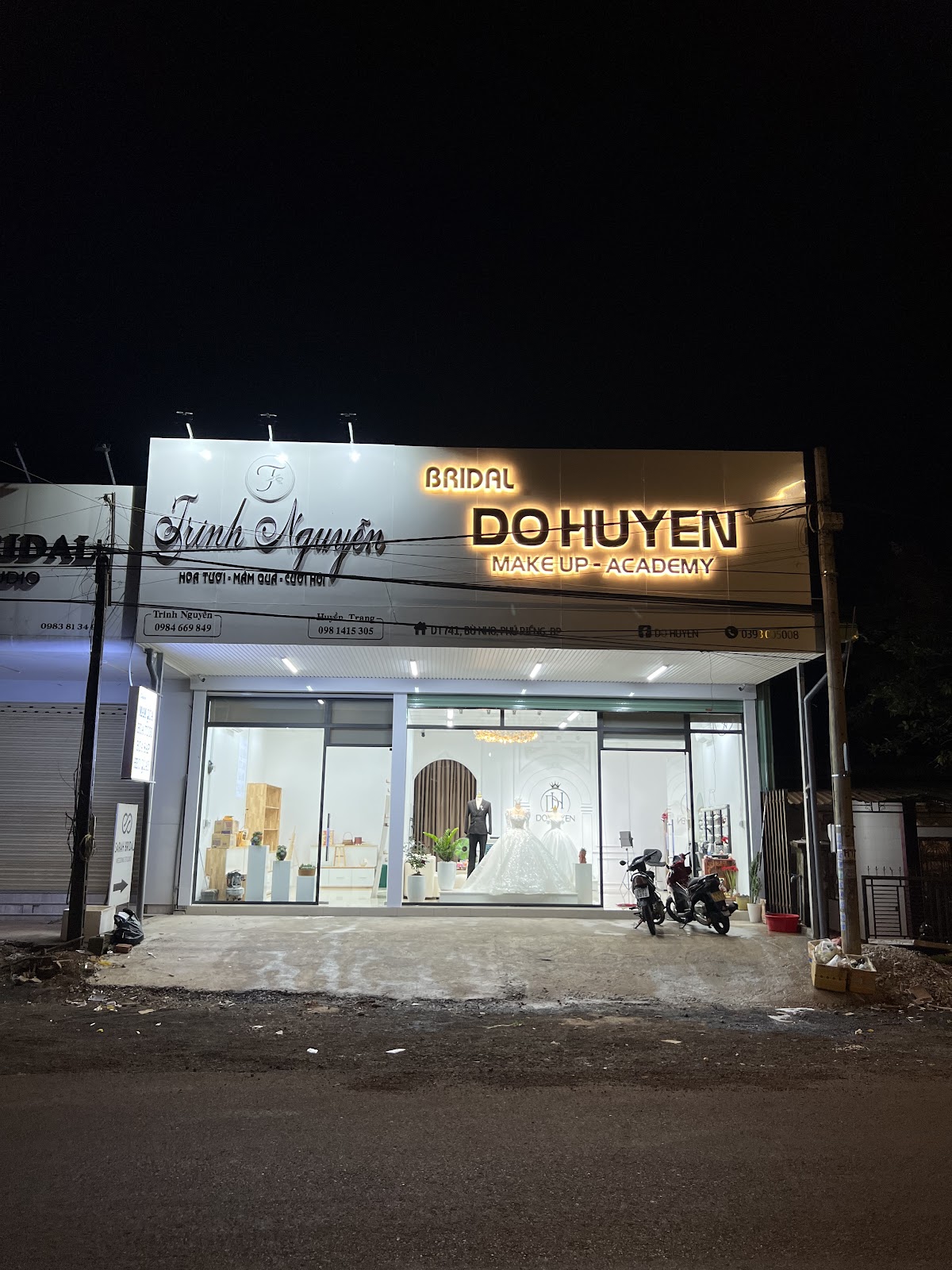 Do Huyen Makeup Studio