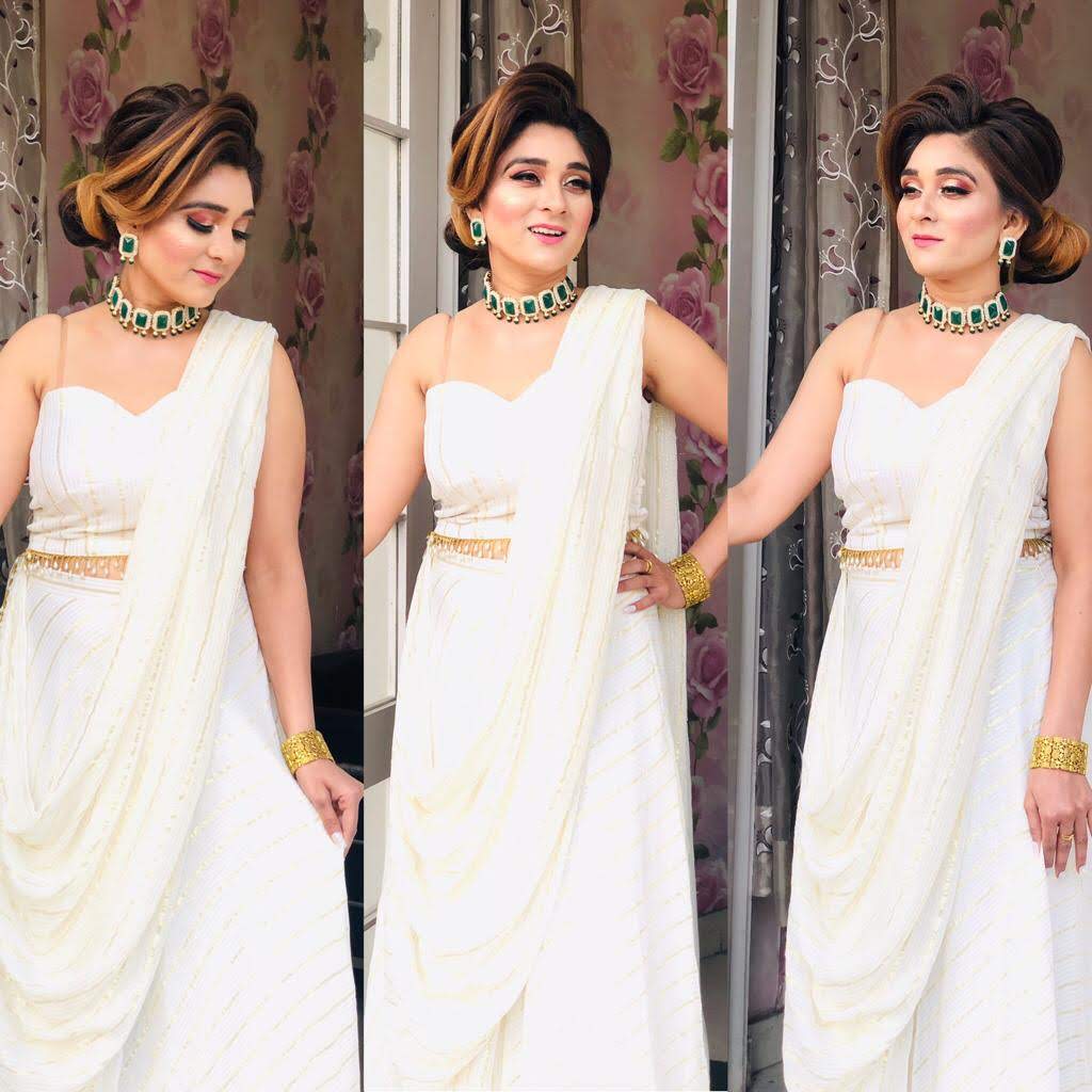 Arabic Salon