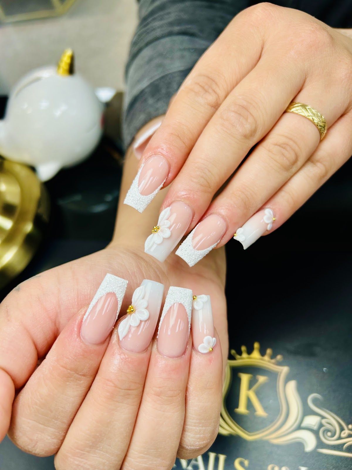 King Nails & Lashes