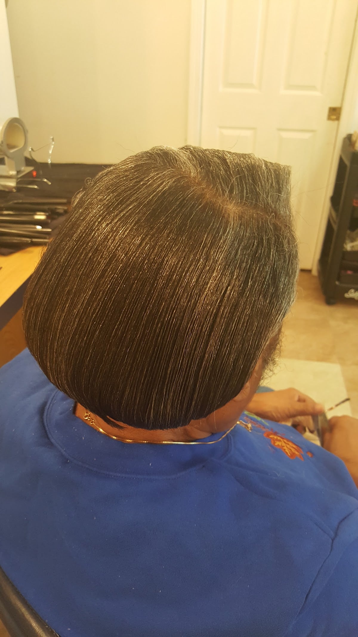 Maximum Care Beauty Salon