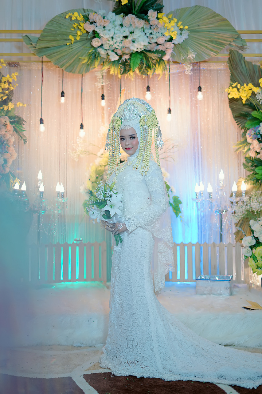 Revyamanda Makeup