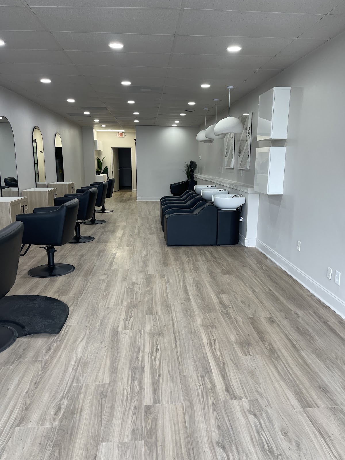 De’Franco Salon