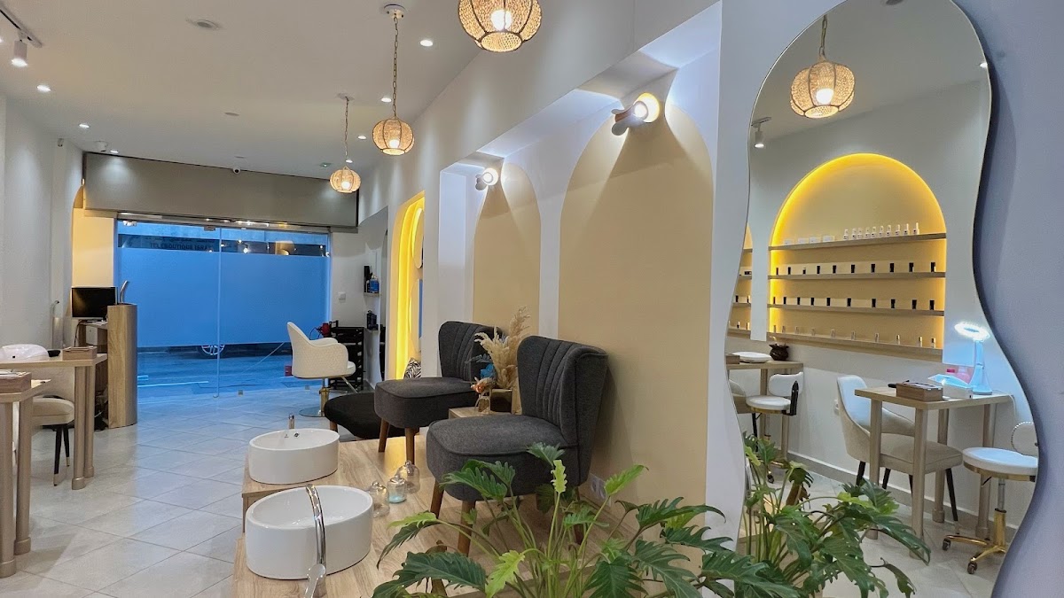 Davina Beauty Studio