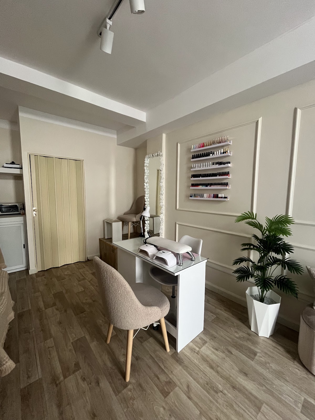 Beauty studio