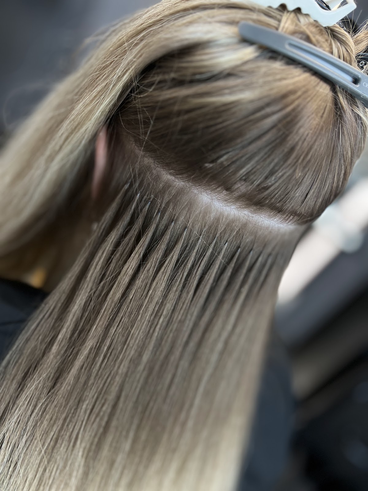 Studiya narashchivaniya volos HairBar.
