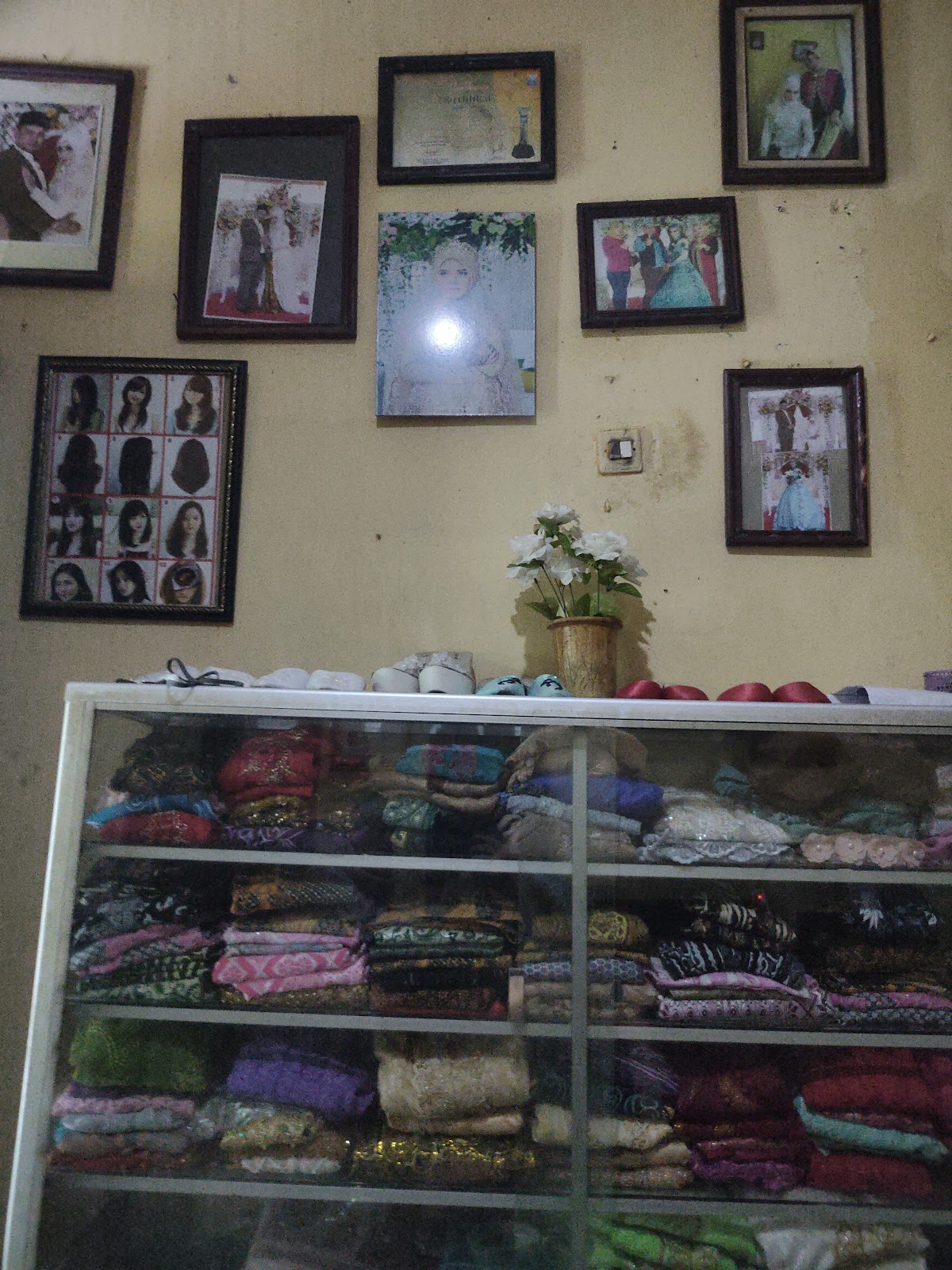 Kartini Rias - Sewa Jas & Kebaya Terlengkap