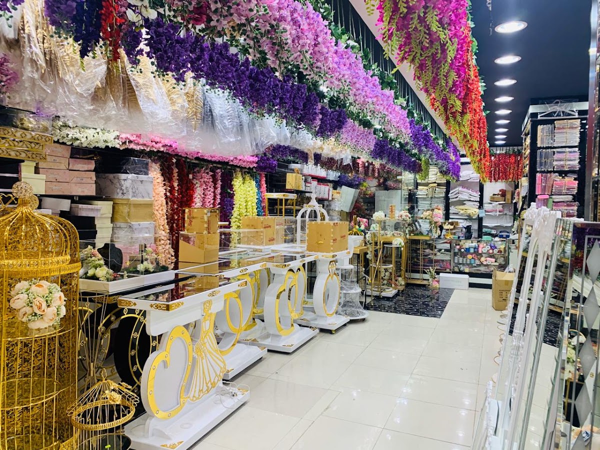 Tadalal Center for Perfumes and Cosmetics