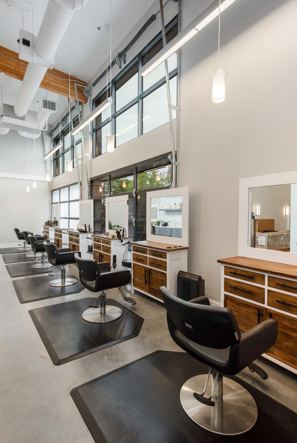 Oasis Medspa & Salon