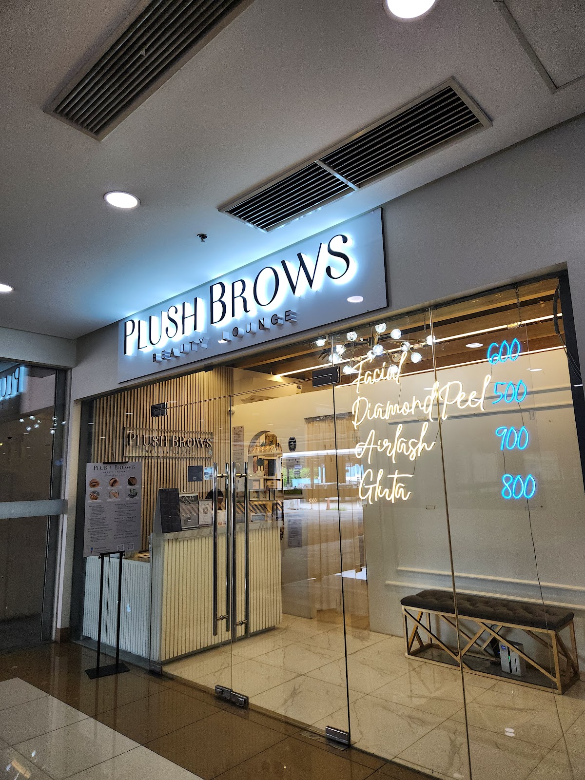 Plush Brows Beauty Lounge