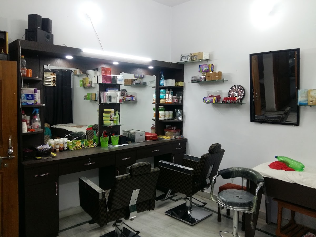 Makeup Hub