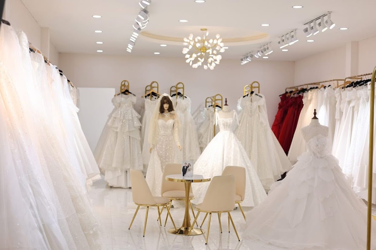 Ngoc Luan Bridal