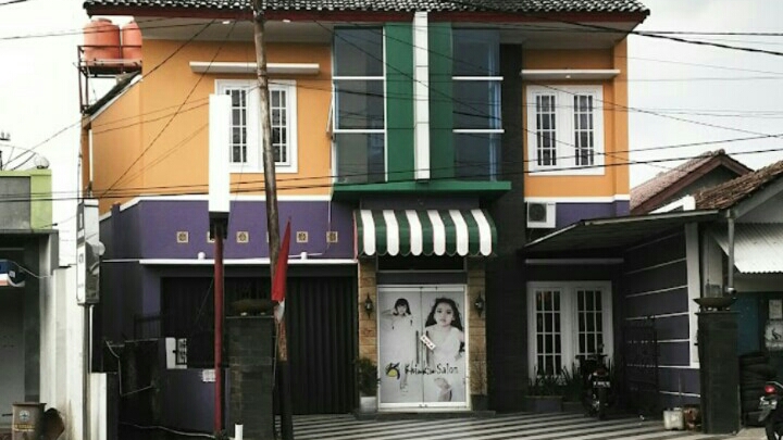 Khinkin Salon