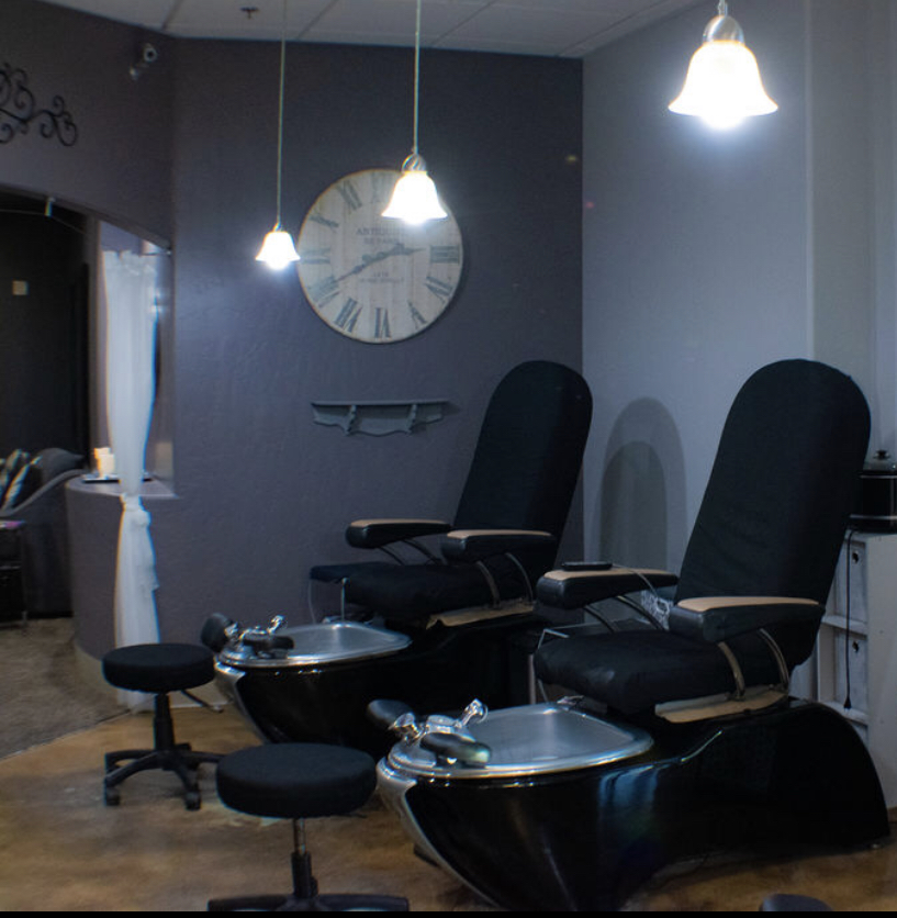 Backstage Beauty Salon