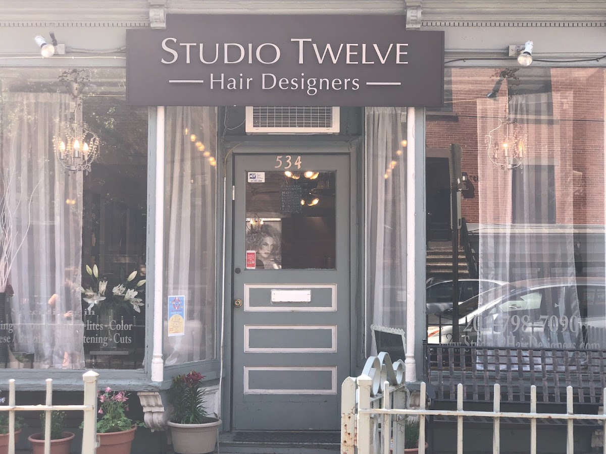 Studio Twelve Hair Designers / AYC Salon Studio