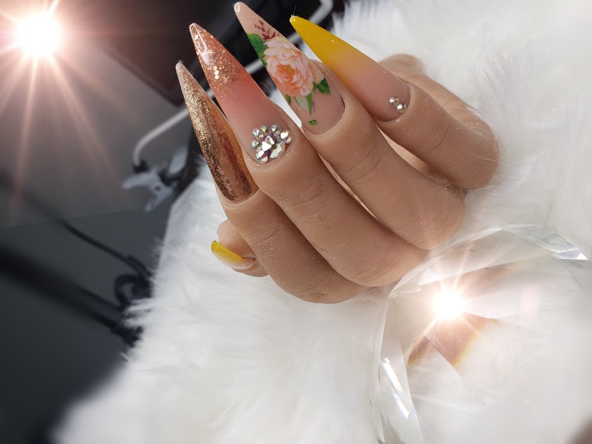 Camila's Nails studio