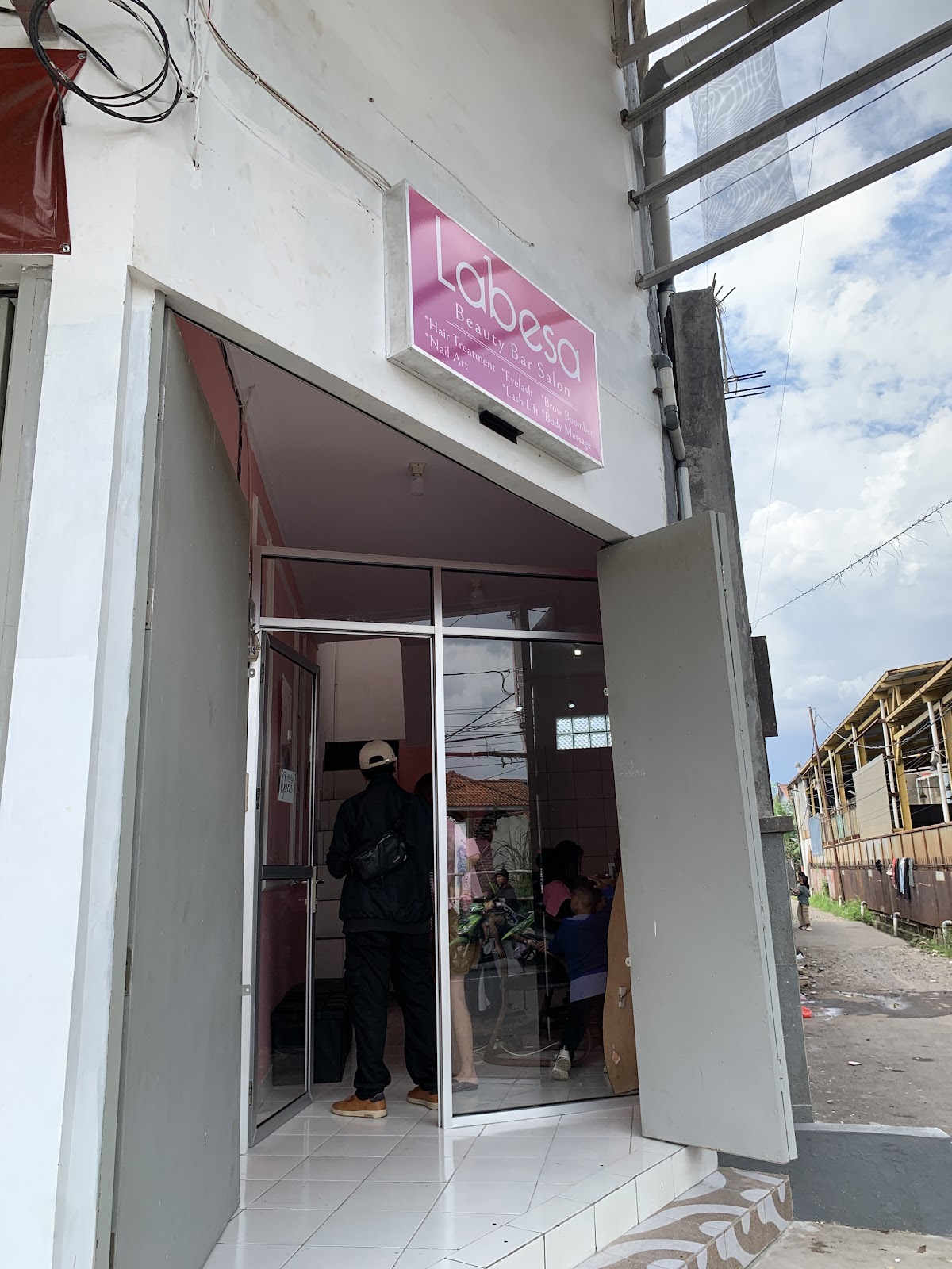 Labesa Beauty Bar Salon