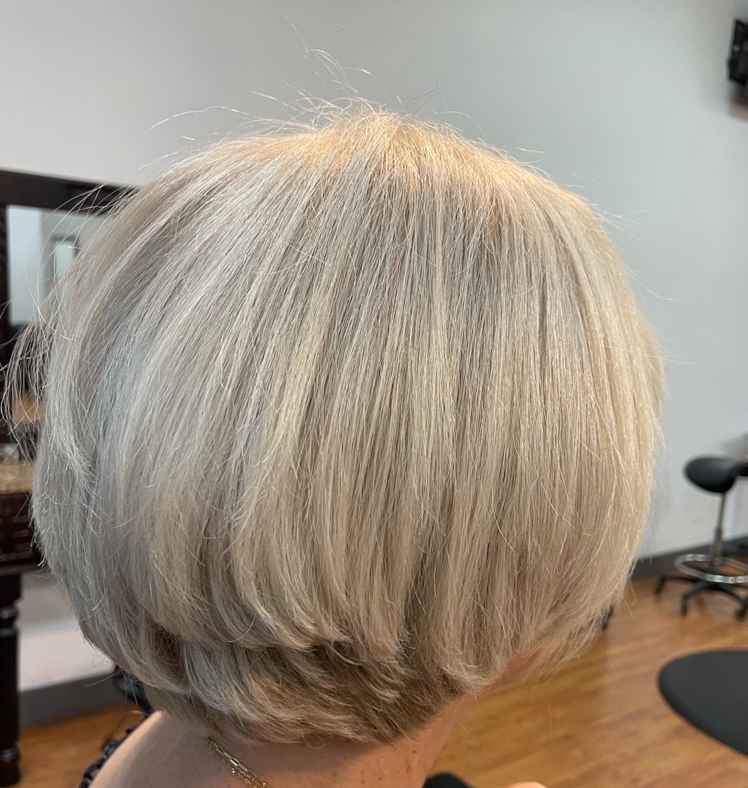 Salon Heavener