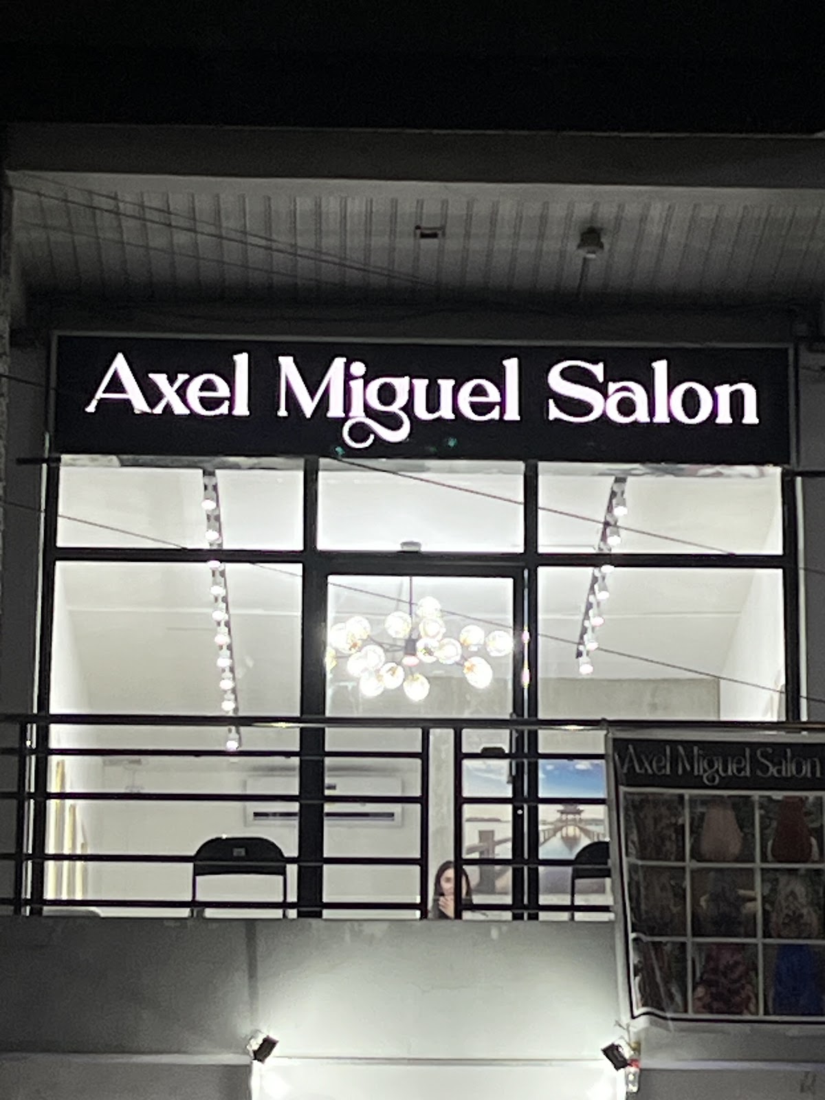 AXEL MIGUEL SALON