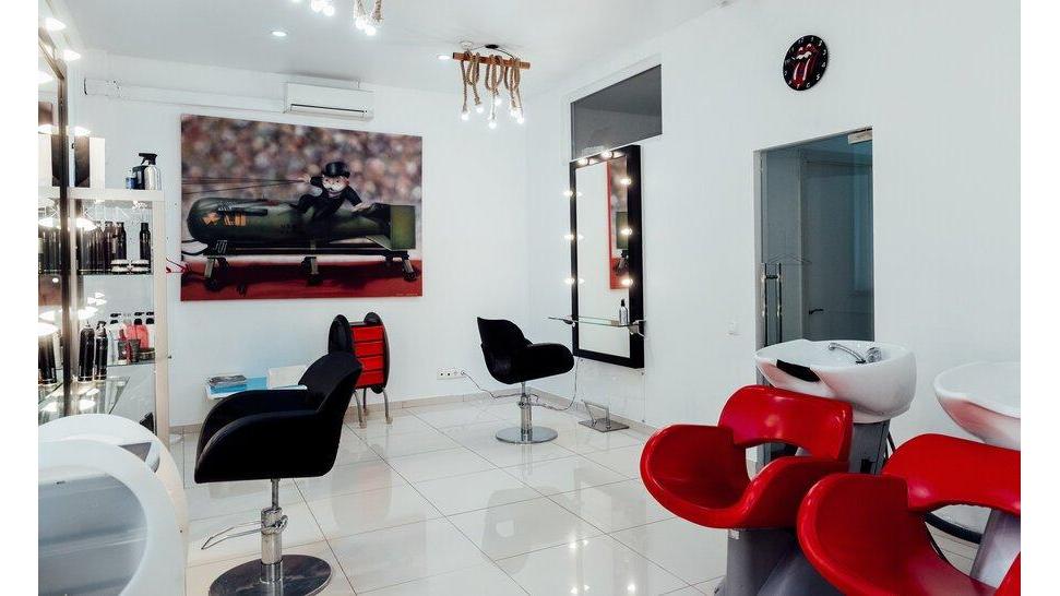 Maksa Pavlova Beauty Studio