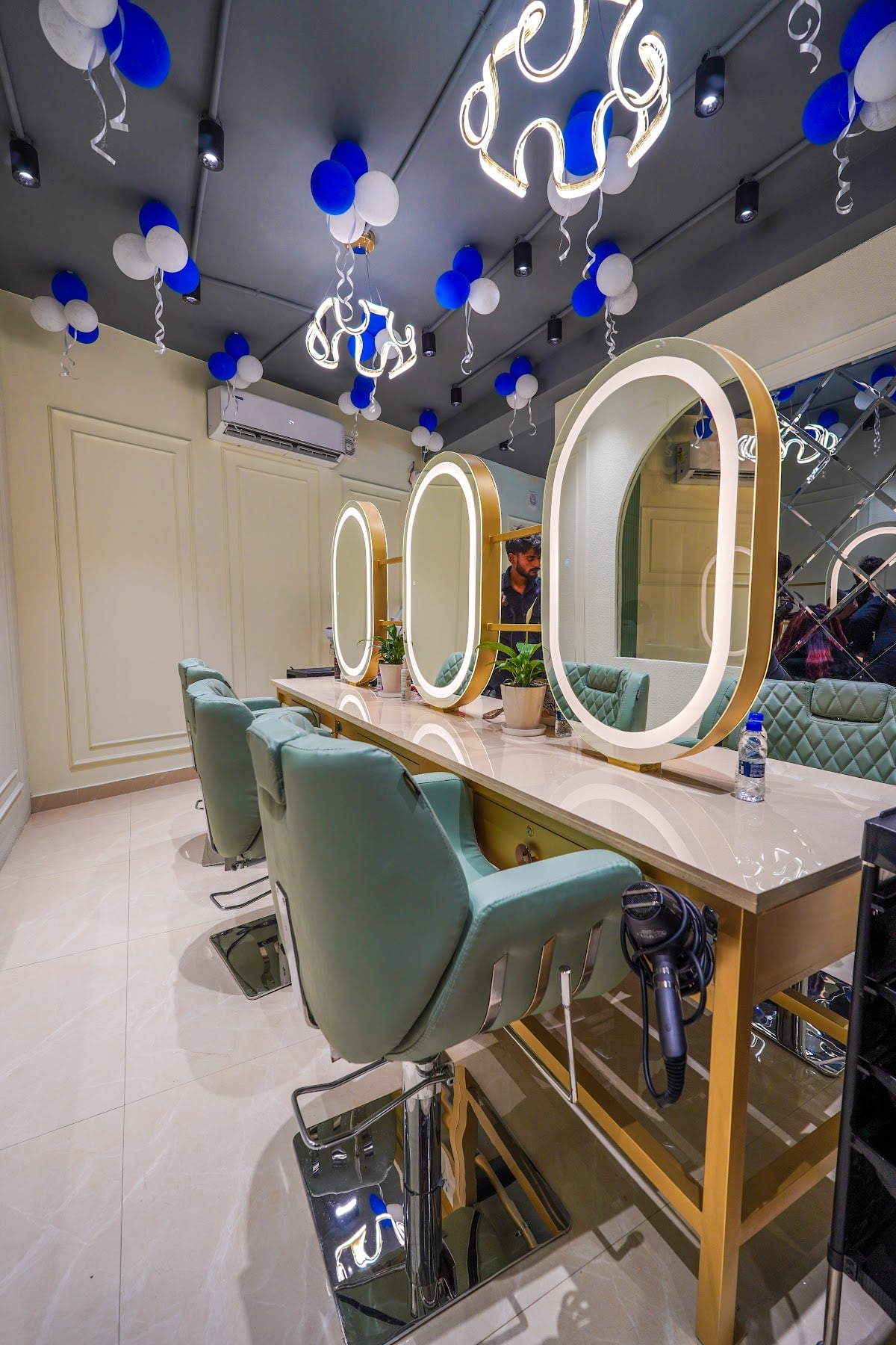 Tarun Hair Studio