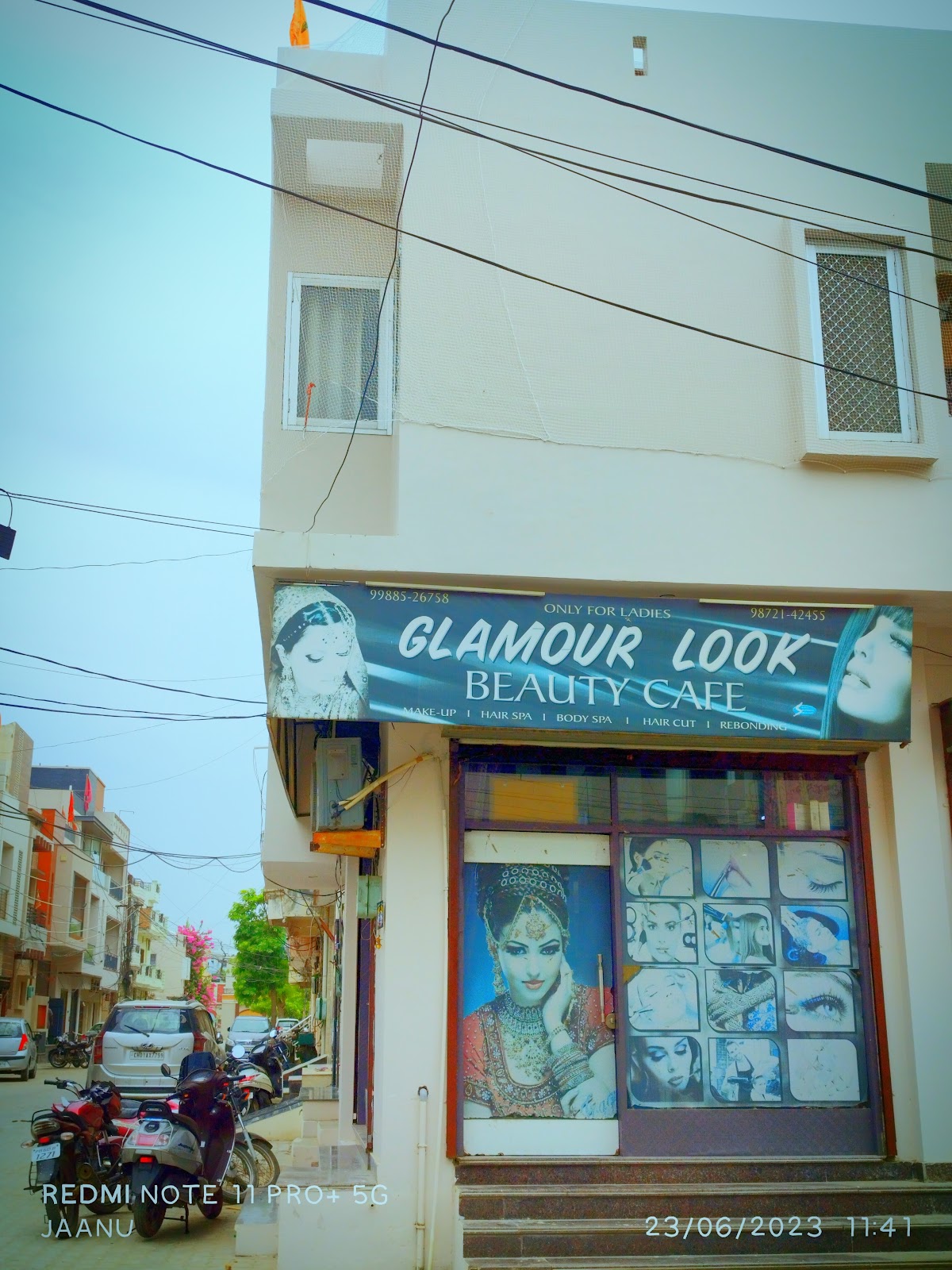 Glamour Look Beauty Cafe