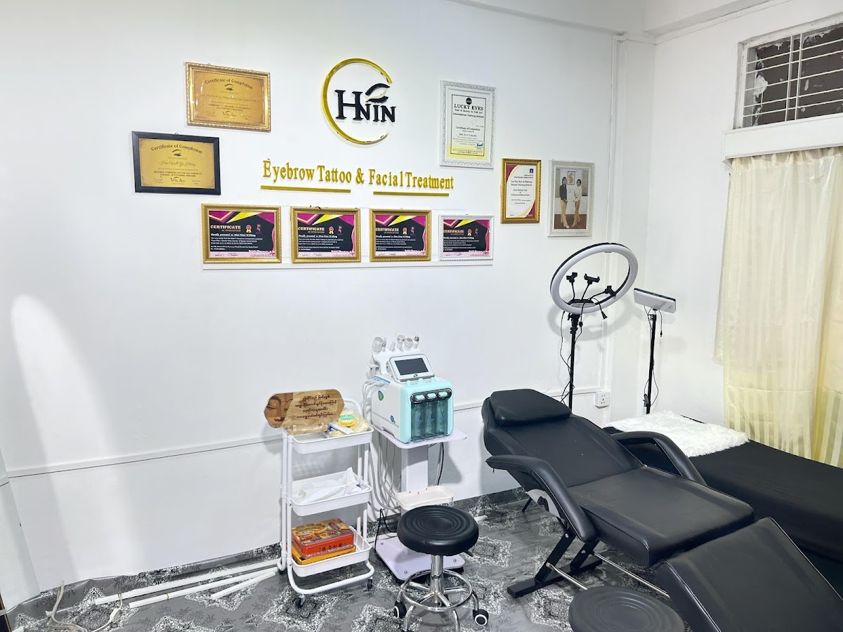 Hnin Eyebrow and Facial Treatment