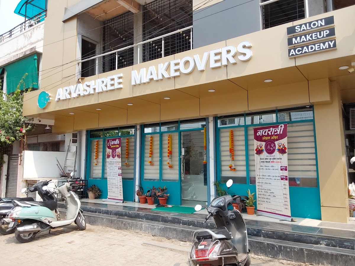 Aryashree Makeovers And Beauty salon