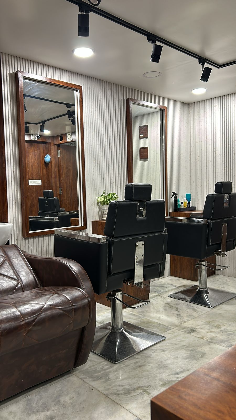 enrich FAMILY SALON