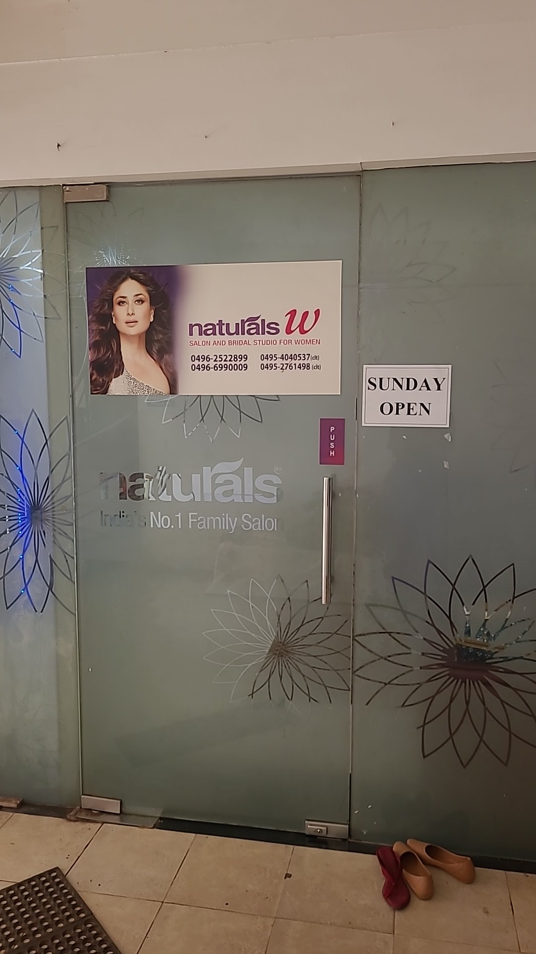 Naturals Salon