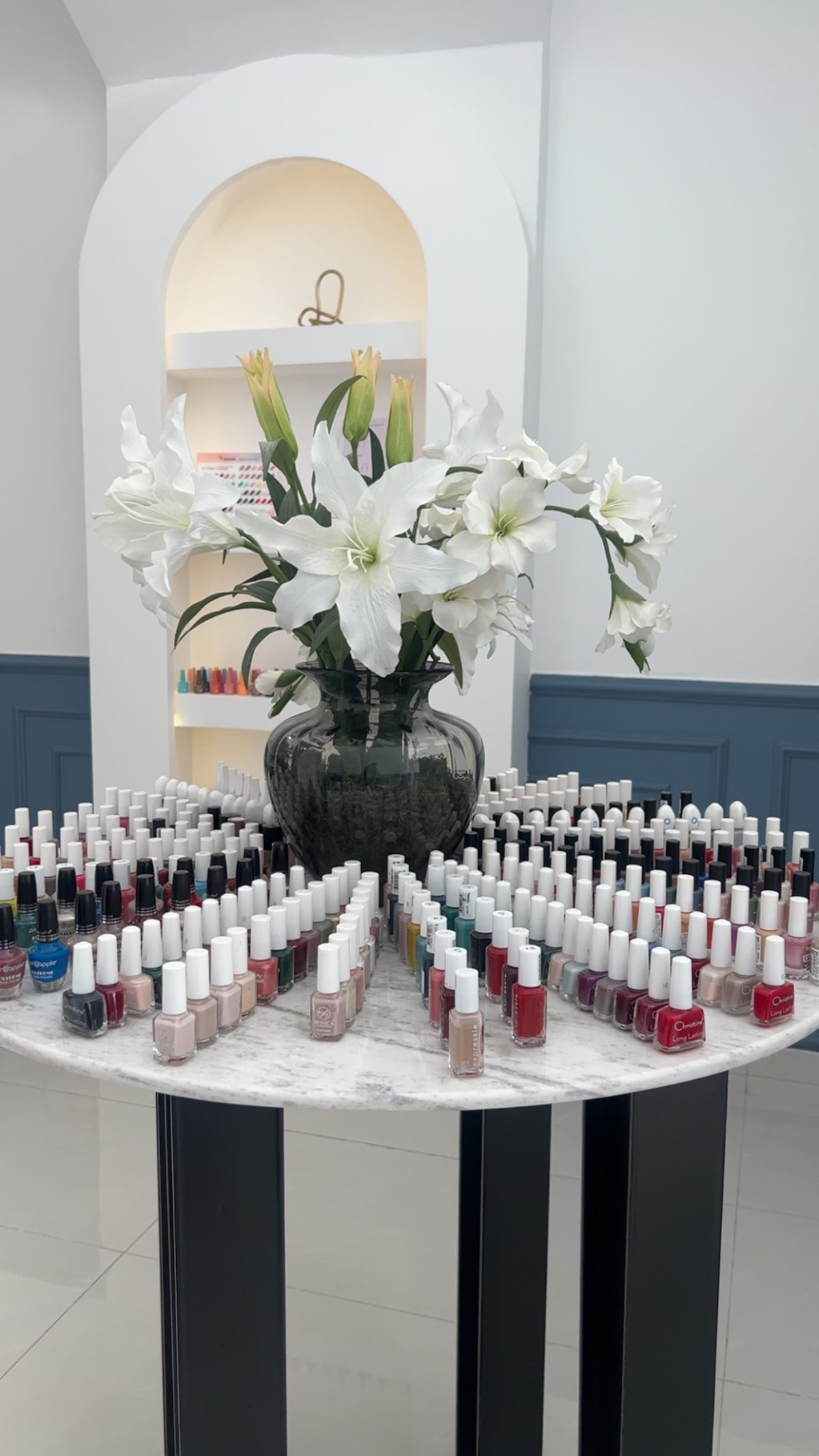 White Star Salon