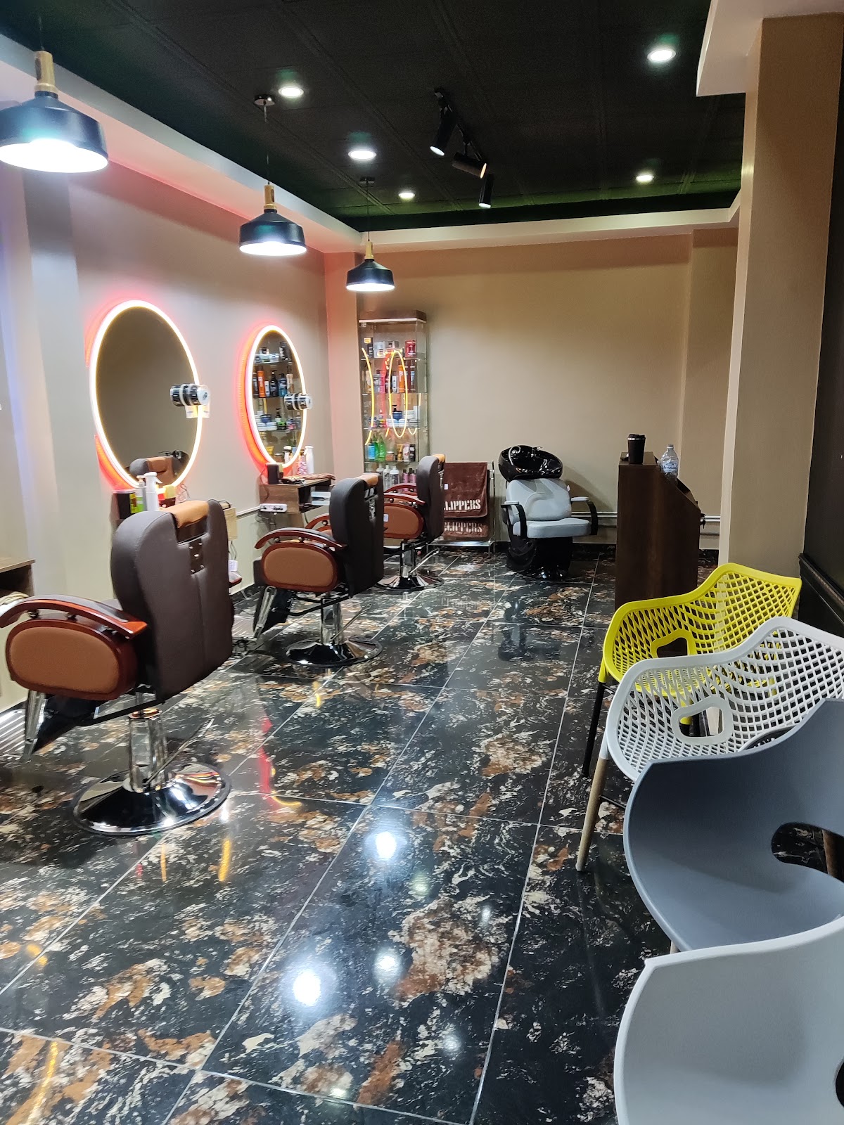 Clippers Barber Salon