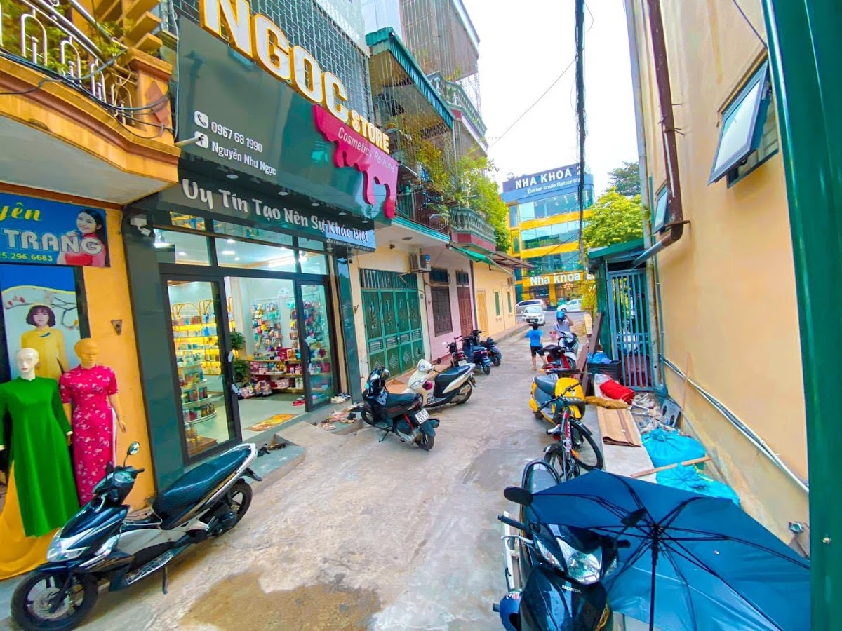 Ngoc Cosmetics Store