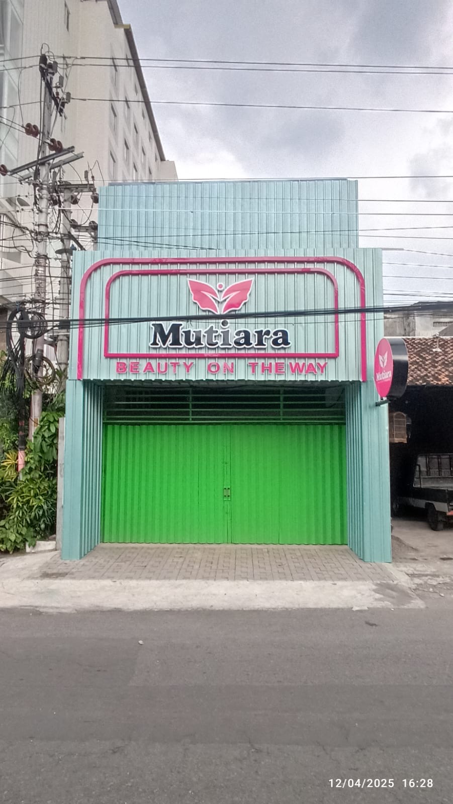 Mutiara Cosmetics Gejayan