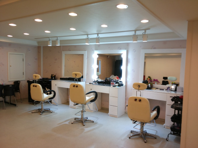 Park Min-hee Makeup & Nail #