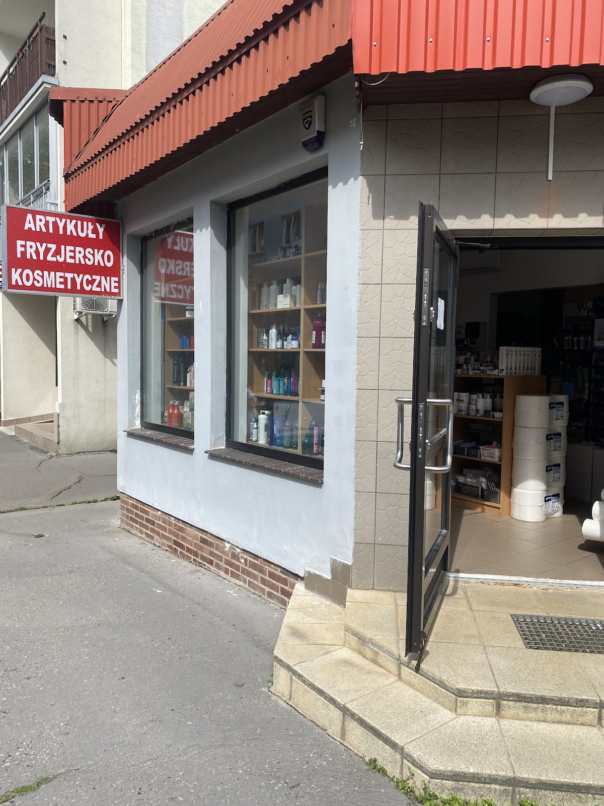 Hurtownia kosmetyczno-fryzjerska INSTYLE