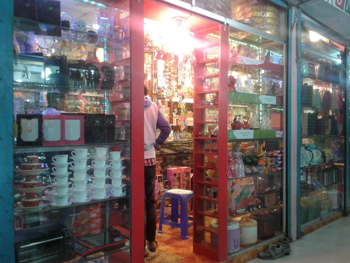 Shila Cosmetics & Gift Corner