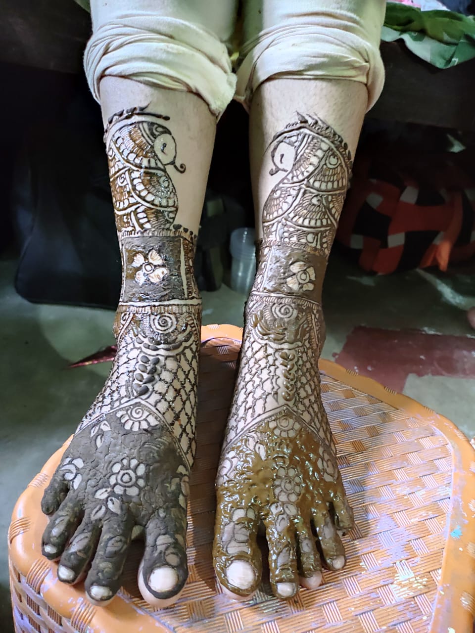 New Aakarshit Ladies Beauty Care