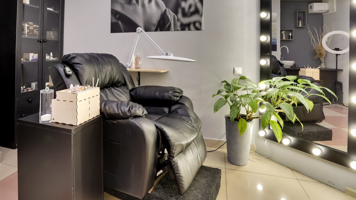 Shine Studio