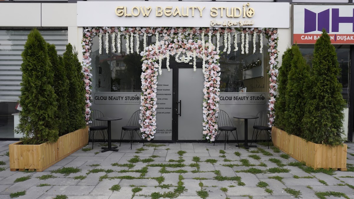 Glow Beauty Studio
