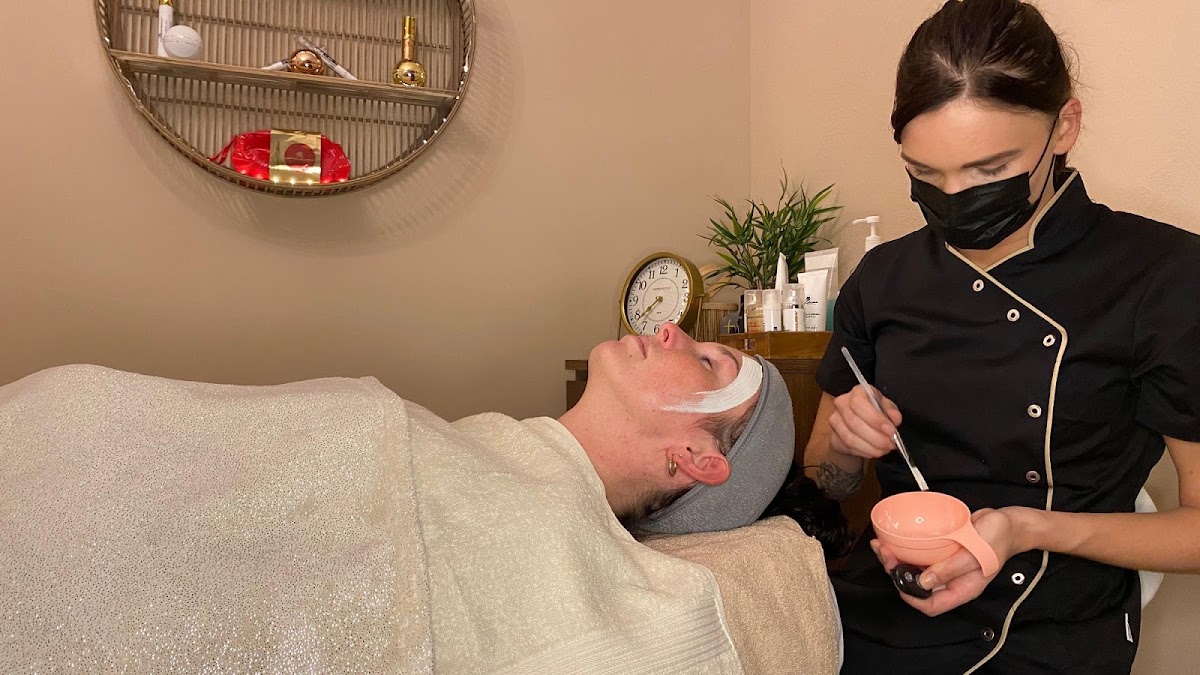 Beauty Bar Dermaglow