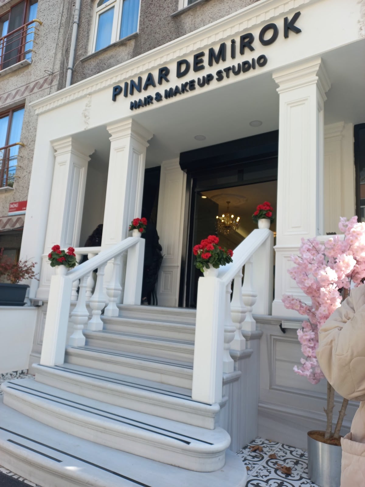 Pınar Demirok Hair & Makeup Studio