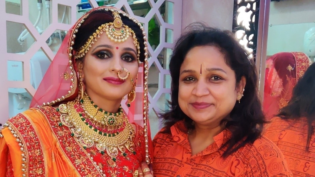 Poonam's Ladies Parlour