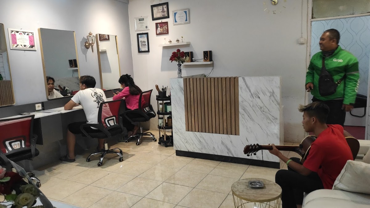 Bebby Salon