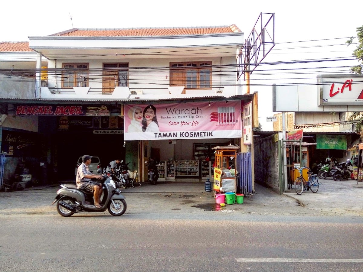 Taman Kosmetik