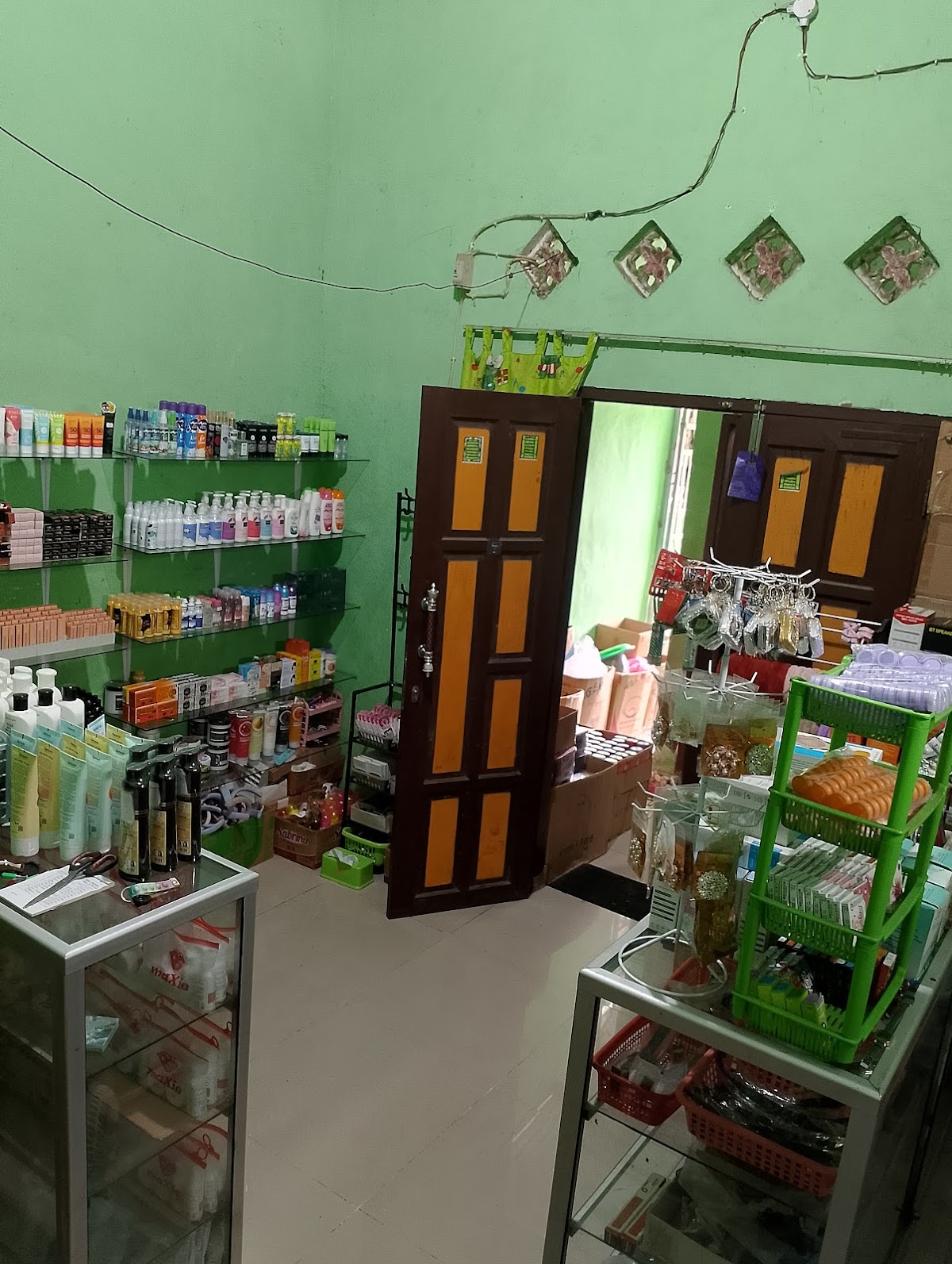 Fahira shop (shanum Cosmetic)