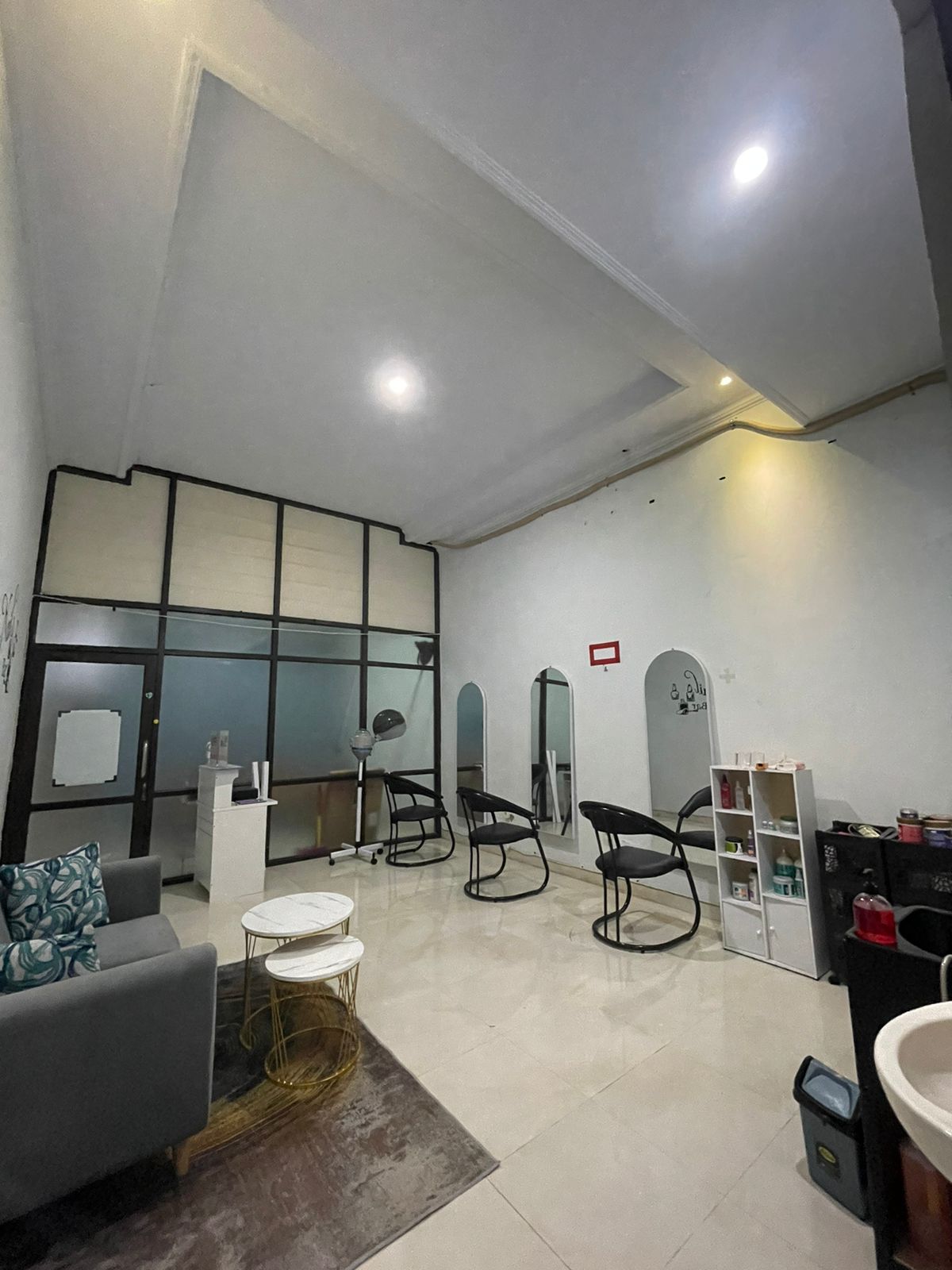 Vanka Beauty Bar